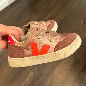 Veja metallic/dusty rose pink sneakers (size 27)